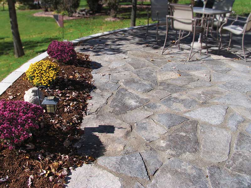 HICKORY GRAY  FLAGSTONE STEPPERS